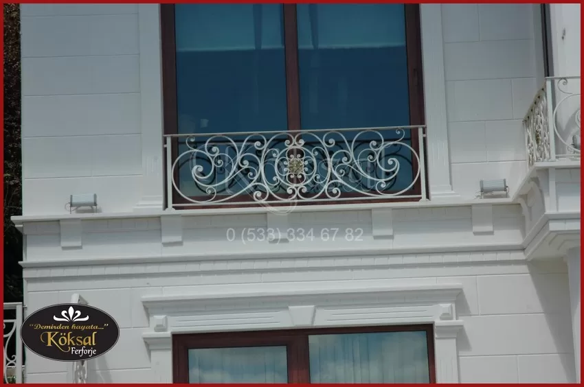 Ferforje Balkon Korkuluk - Demir Balkon Korkuluğu