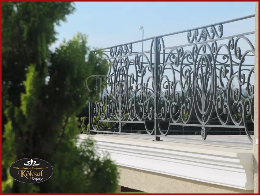 Teras Balkon Korkulukları - Ferforje Balkon Korkuluk - Demir Balkon Korkuluk